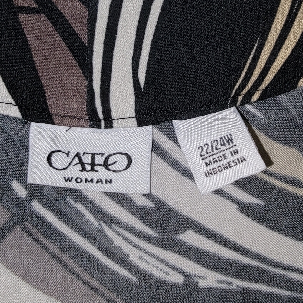 Cato Women's Abstract Print Top - Brown and Black plus size 22/24W - Picture 3 of 7